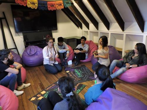 Charlas en torno a la cultura, el intraemprendimiento y la inclusión - Casa Tomada - Semana literatura Cuir (Bogotá - Colombia, 2018)